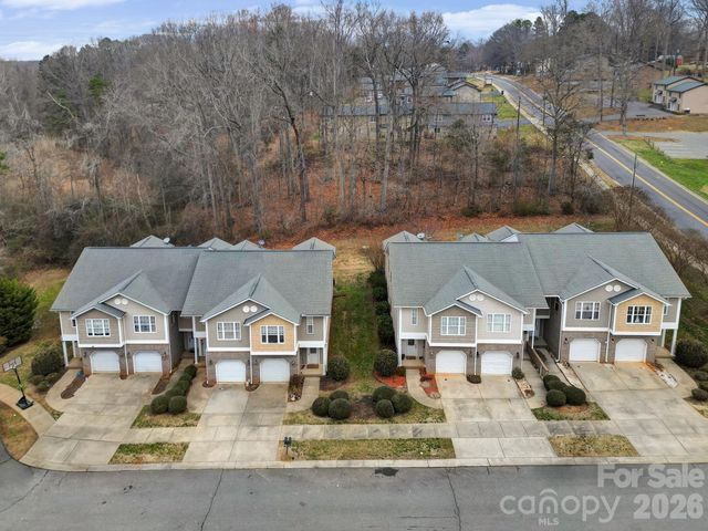 104 Sherman Oaks Lane, Mooresville, NC 28115