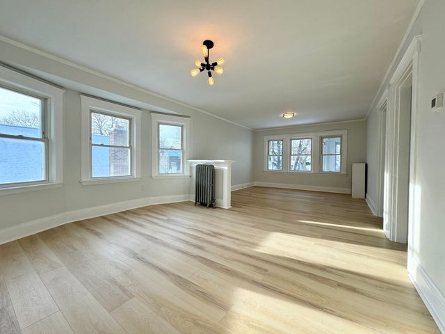 106 Oakdale Ave 106, Dedham, MA 02026