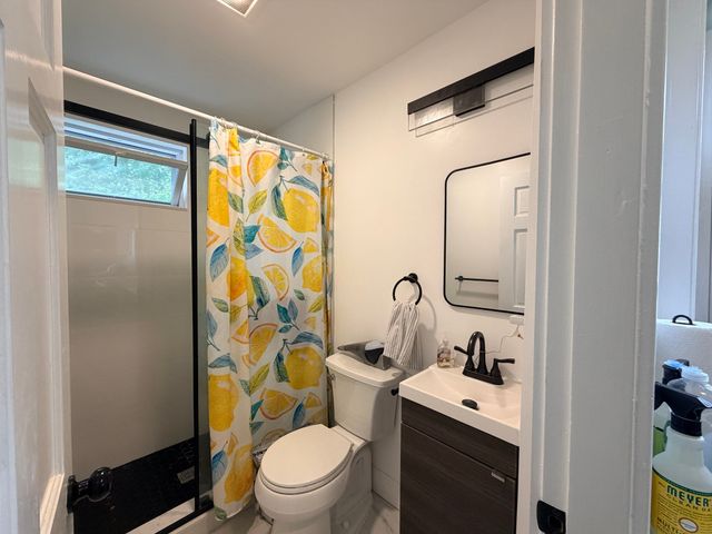 106 Oakdale Ave 106, Dedham, MA 02026