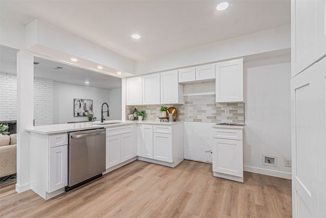 2631 Deep Hill Circle, Dallas, TX 75233