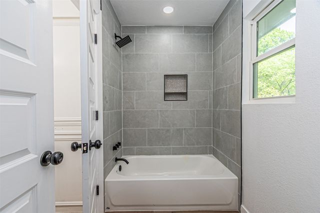 2631 Deep Hill Circle, Dallas, TX 75233