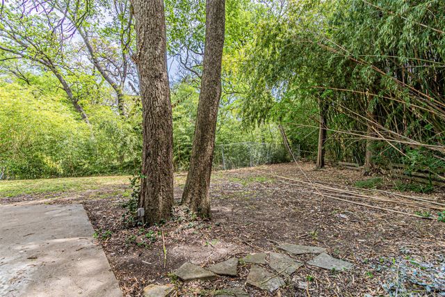 2631 Deep Hill Circle, Dallas, TX 75233