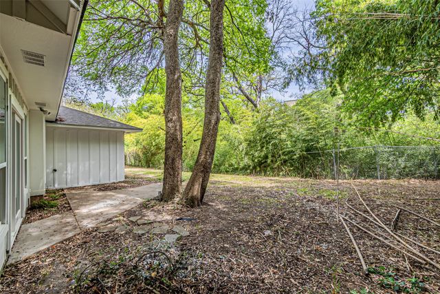 2631 Deep Hill Circle, Dallas, TX 75233