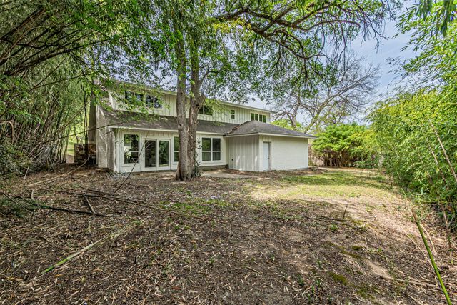 2631 Deep Hill Circle, Dallas, TX 75233