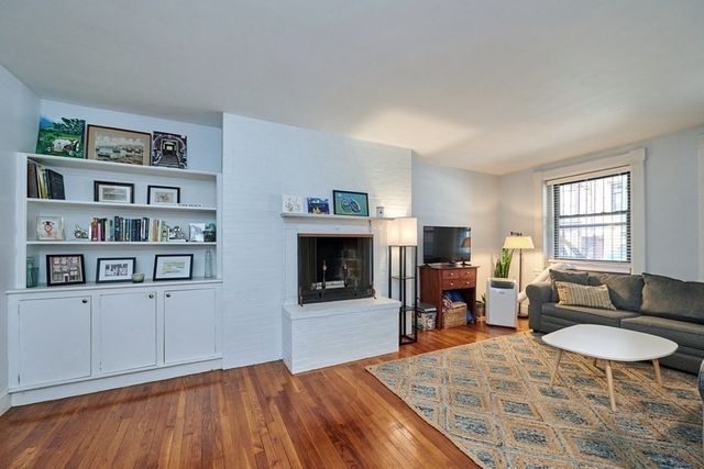 183 Marlborough Street B, Boston, MA 02116