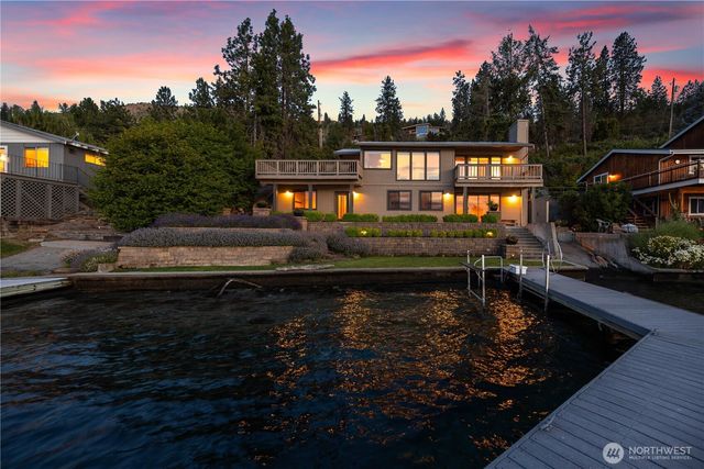 3150 S Lakeshore Road, Chelan, WA 98816