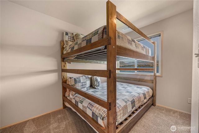 3150 S Lakeshore Road, Chelan, WA 98816