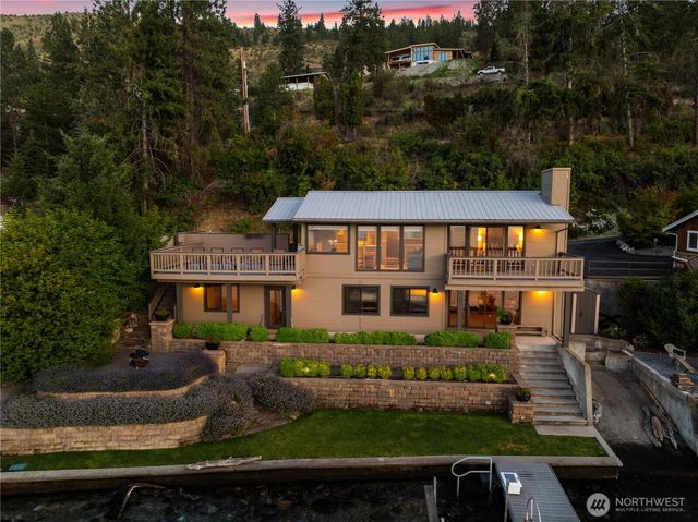 3150 S Lakeshore Road, Chelan, WA 98816
