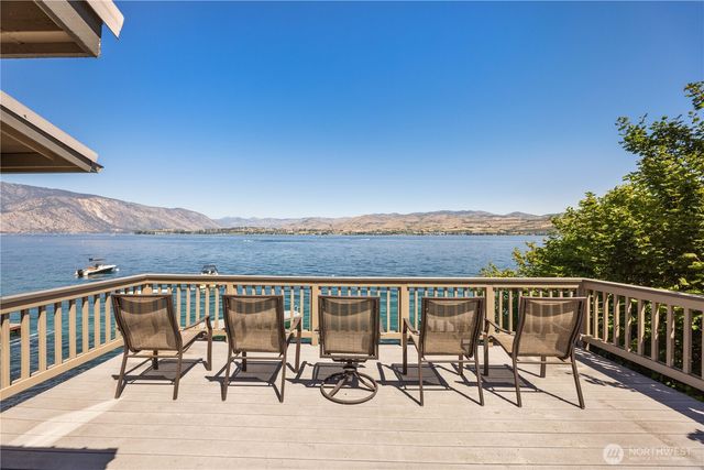 3150 S Lakeshore Road, Chelan, WA 98816