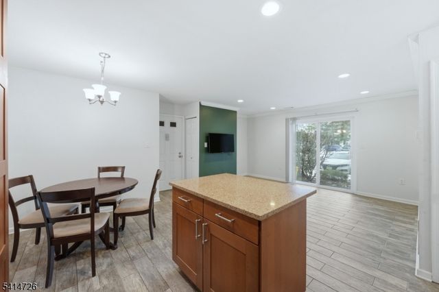 115 Applegate Ln, East Brunswick Twp., NJ 08816