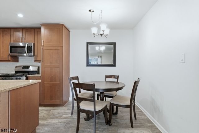 115 Applegate Ln, East Brunswick Twp., NJ 08816