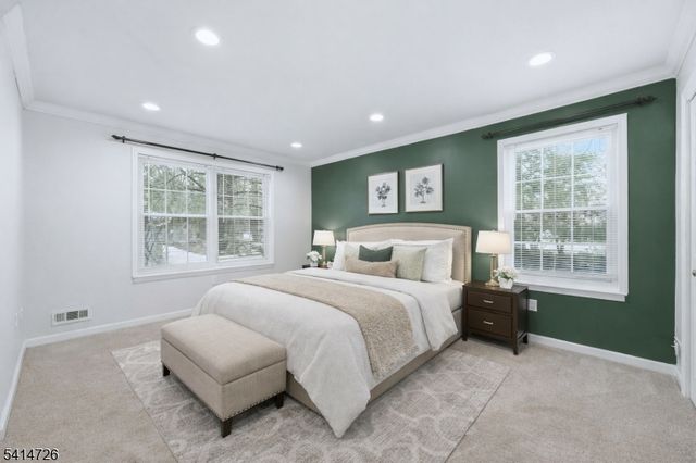 115 Applegate Ln, East Brunswick Twp., NJ 08816