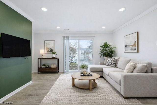 115 Applegate Ln, East Brunswick Twp., NJ 08816