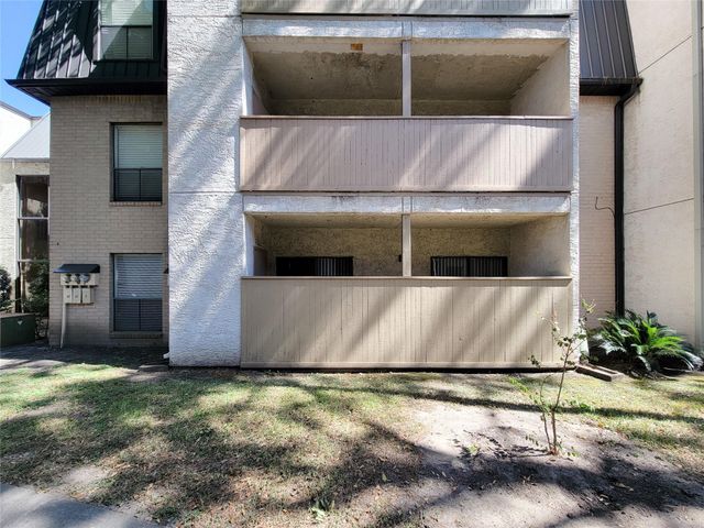 8435 Hearth Drive 2, Houston, TX 77054
