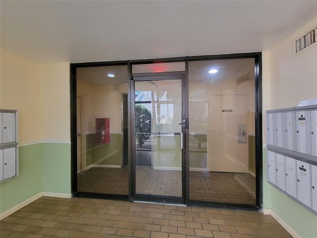 8435 Hearth Drive 2, Houston, TX 77054