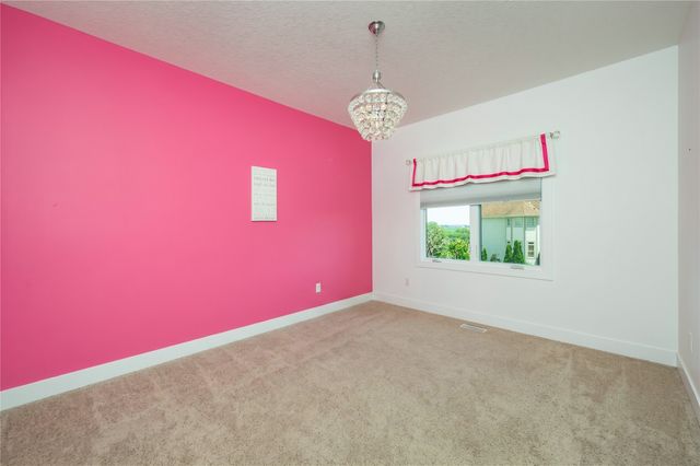 8248 Buchanan Trail, Norwalk, IA 50211