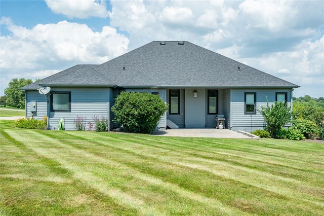 8248 Buchanan Trail, Norwalk, IA 50211