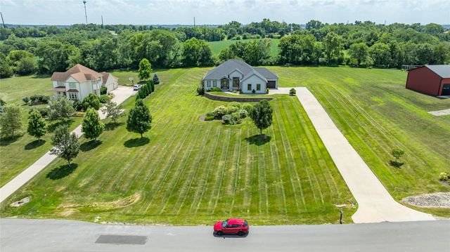 8248 Buchanan Trail, Norwalk, IA 50211