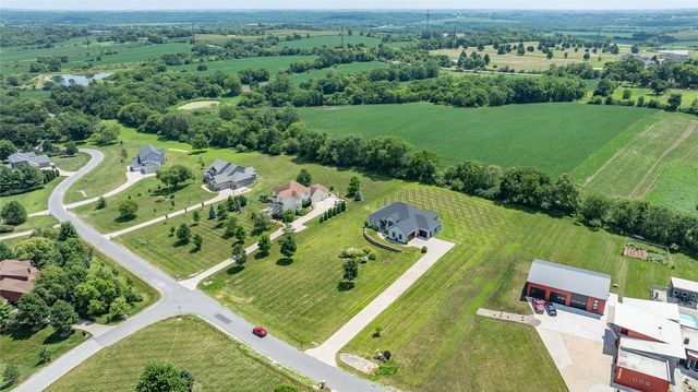 8248 Buchanan Trail, Norwalk, IA 50211