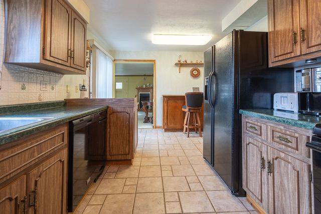 142 Green, Pleasant Hills, PA 15236