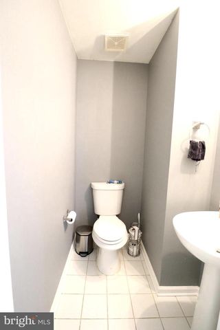 208 BRANDYWINE DR, Williamstown, NJ 08094