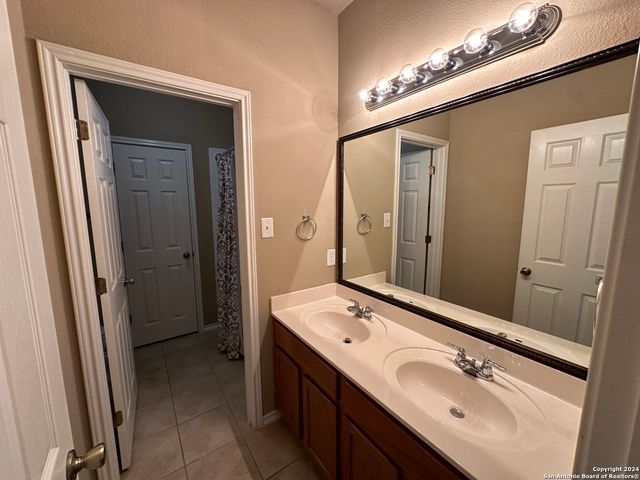 2612 Cloverbrook Ln, Schertz, TX 78108