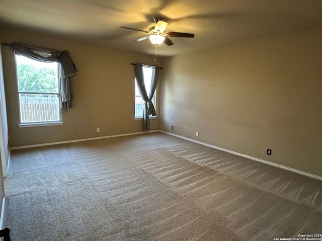 2612 Cloverbrook Ln, Schertz, TX 78108