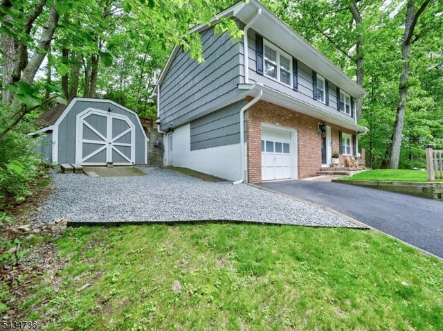 432 Lakeside Ave, Hopatcong Boro, NJ 07821