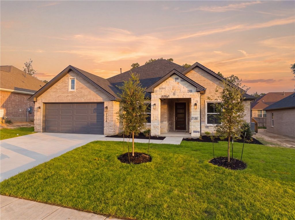 2008 Lola Lane, Bryan, TX 77807 — exterior