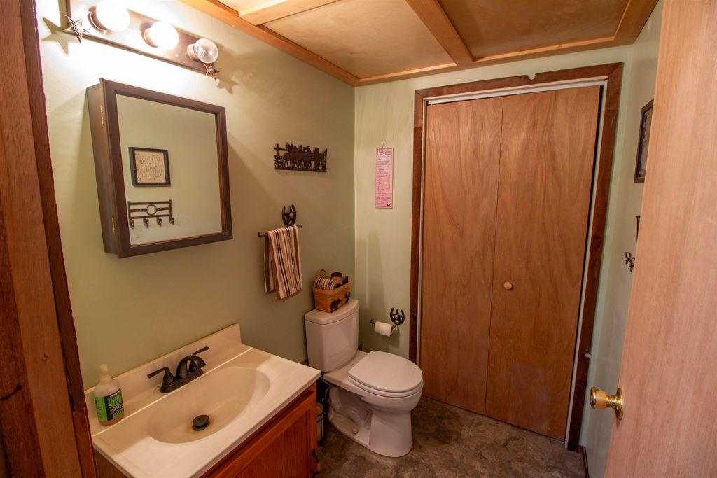 3613 Martin Rd, Gifford, WA 99131 photo 18