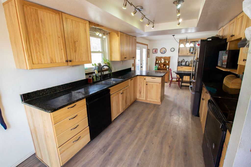 3613 Martin Rd, Gifford, WA 99131 photo 8