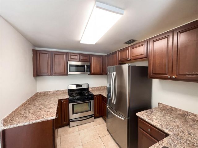 1015 WESTSIDE DRIVE, Winter Garden, FL 34787