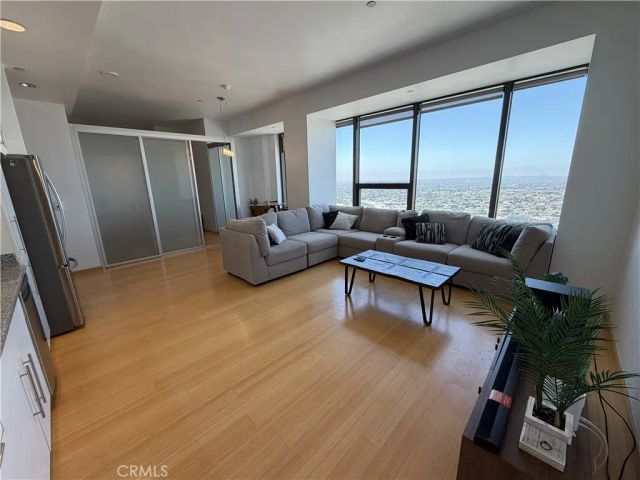 1100 Wilshire 2901, Los Angeles, CA 90017