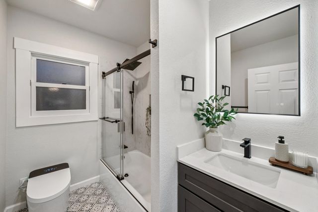 330 330 Melven Ct, San Leandro, CA 94577