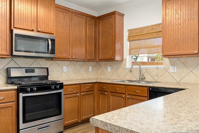 6127 KIMBLE ML, San Antonio, TX 78253