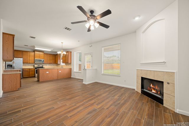 6127 KIMBLE ML, San Antonio, TX 78253