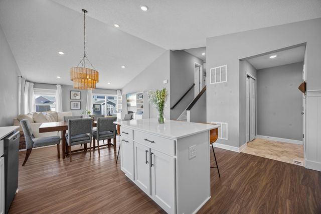 12889 Fraizer Street NE, Blaine, MN 55449