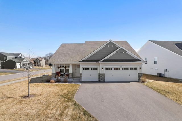 12889 Fraizer Street NE, Blaine, MN 55449