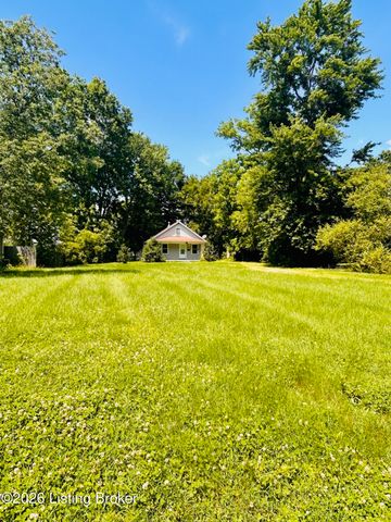 2315 Upper Hunters Trace, Louisville, KY 40216