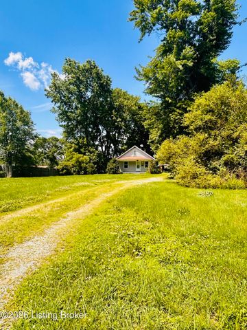 2315 Upper Hunters Trace, Louisville, KY 40216