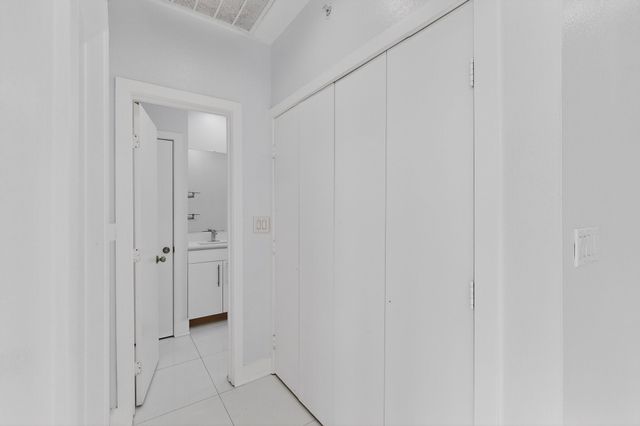 4414 Cedar Springs Road 325, Dallas, TX 75219