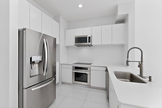 4414 Cedar Springs Road 325, Dallas, TX 75219