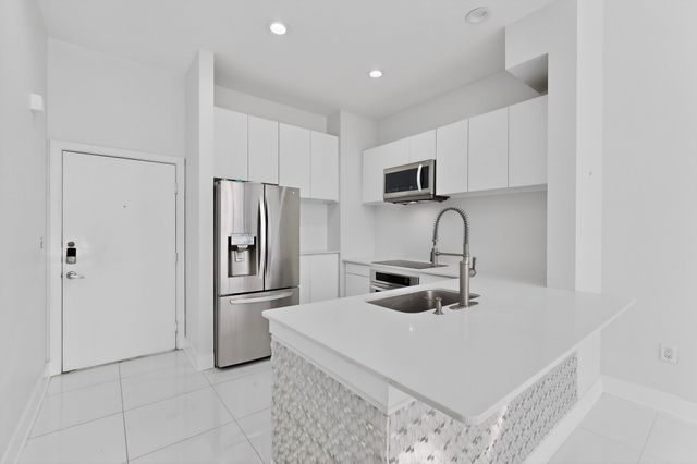 4414 Cedar Springs Road 325, Dallas, TX 75219