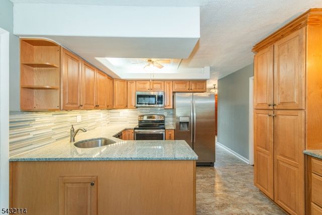 14 Stanley Pl, Mount Olive Twp., NJ 07828