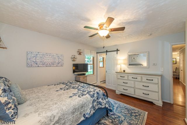 14 Stanley Pl, Mount Olive Twp., NJ 07828