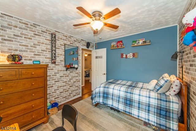 14 Stanley Pl, Mount Olive Twp., NJ 07828