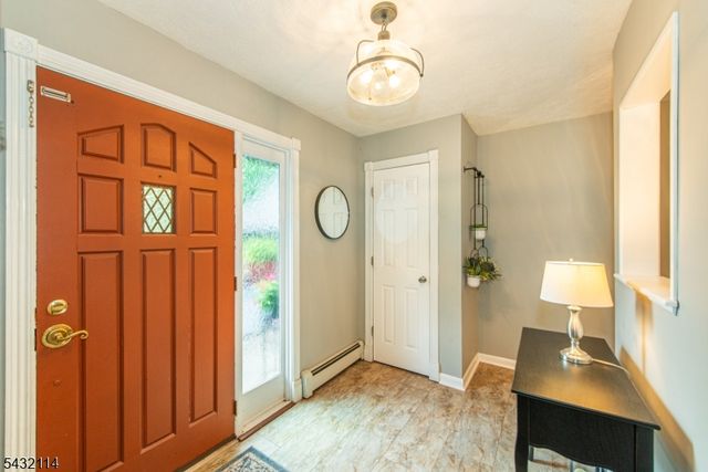14 Stanley Pl, Mount Olive Twp., NJ 07828