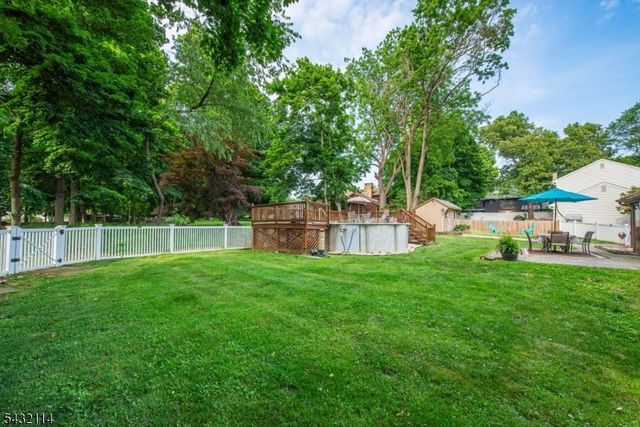 14 Stanley Pl, Mount Olive Twp., NJ 07828