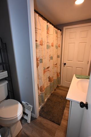 9097 Denton Rd, Linden, TN 37096