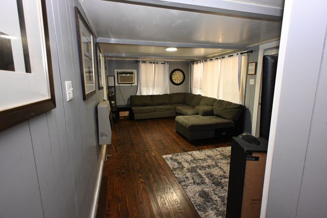 9097 Denton Rd, Linden, TN 37096